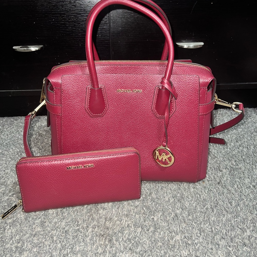 Michael Kors Red Satchel Smooth Leather Handbag and large wallet